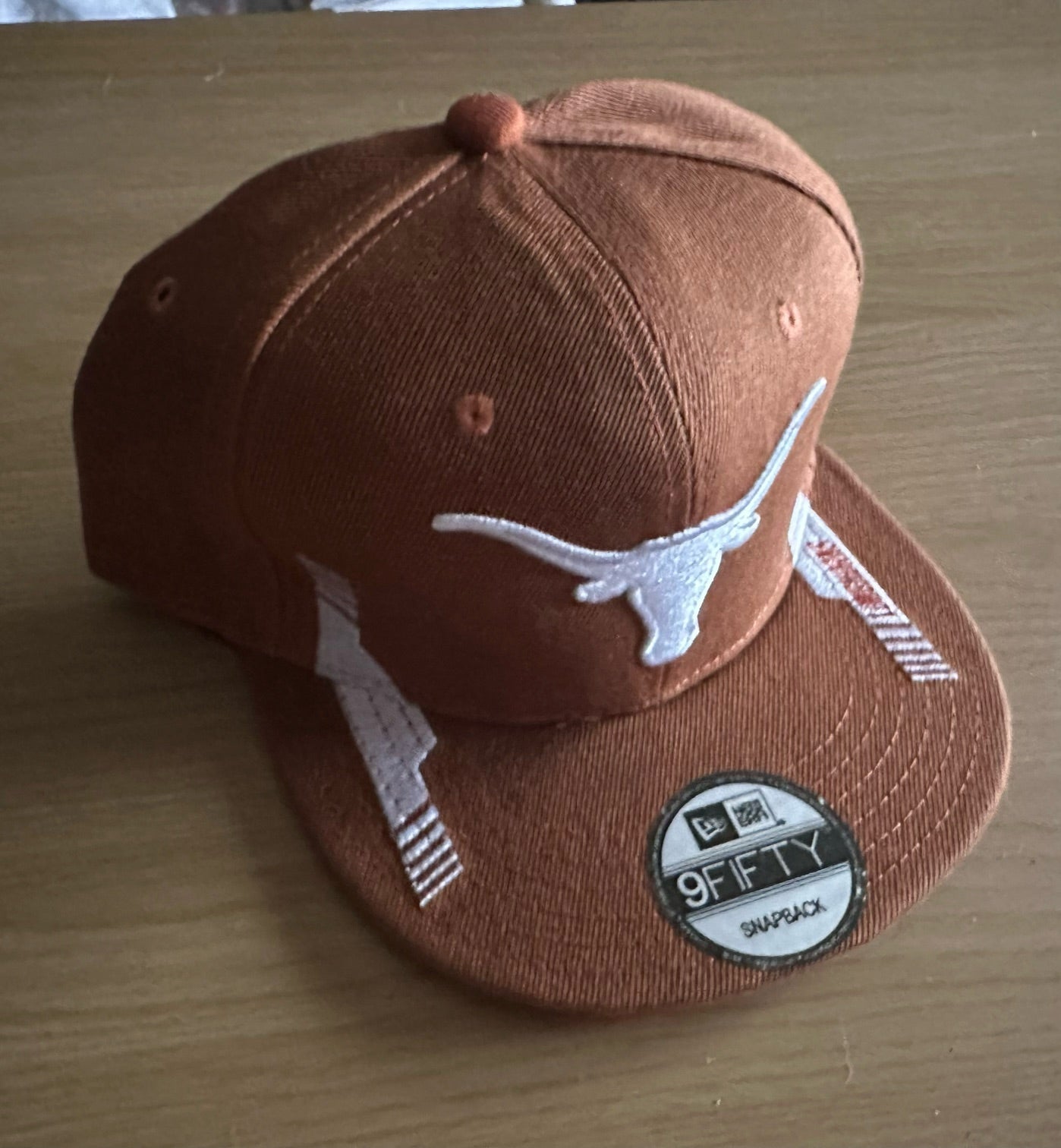 Texas Longhorns NCAA SnapBack Baseball Cap Multicolour New With Sticker