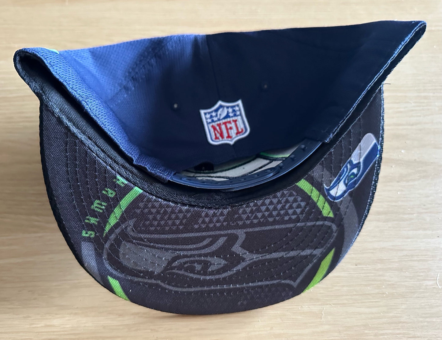 Seattle Seahawks NFL SnapBack Baseball Cap Multicolour New With Sticker