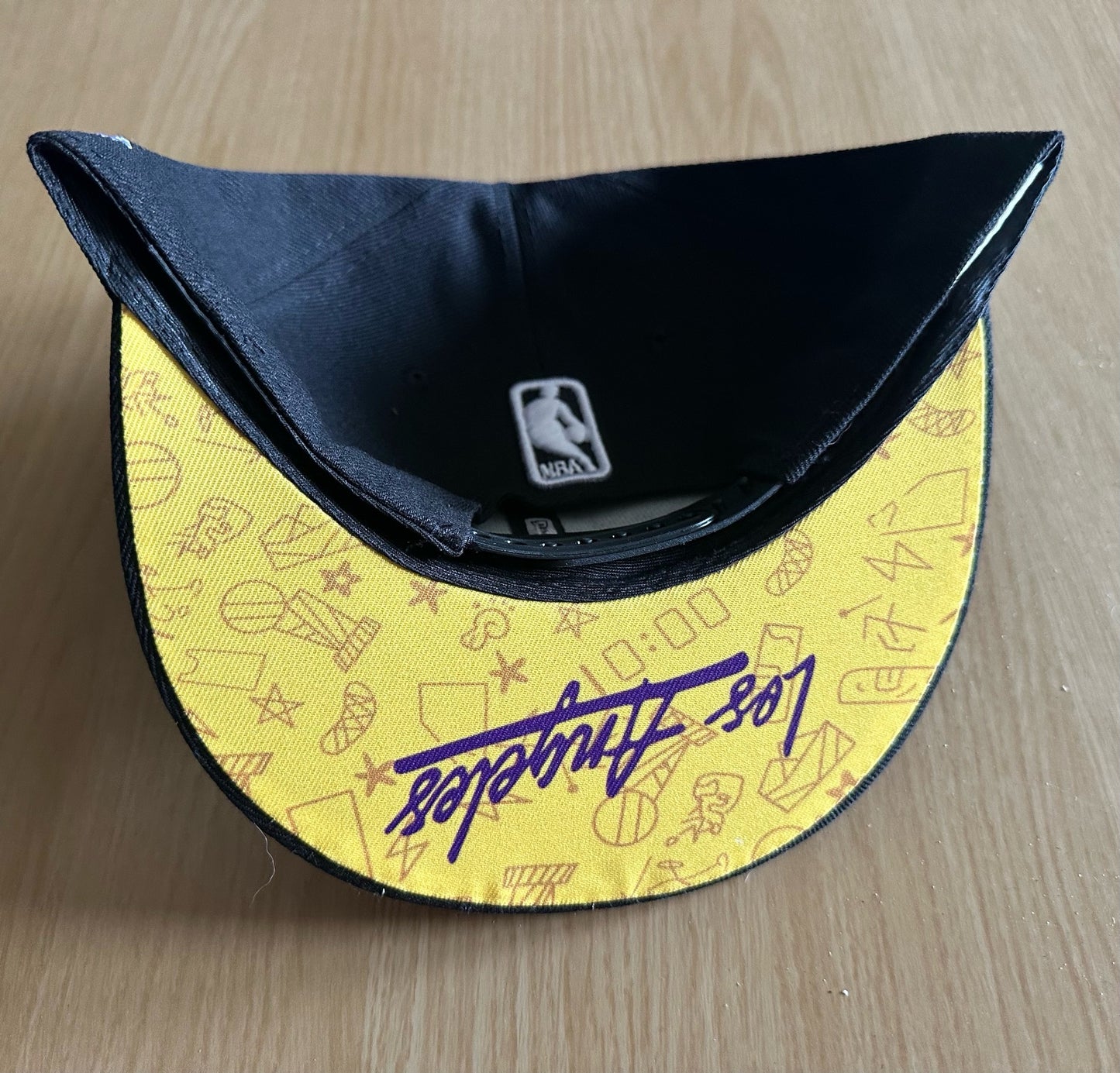 Los Angeles Lakers NBA SnapBack Baseball Cap Multicolour New With Sticker