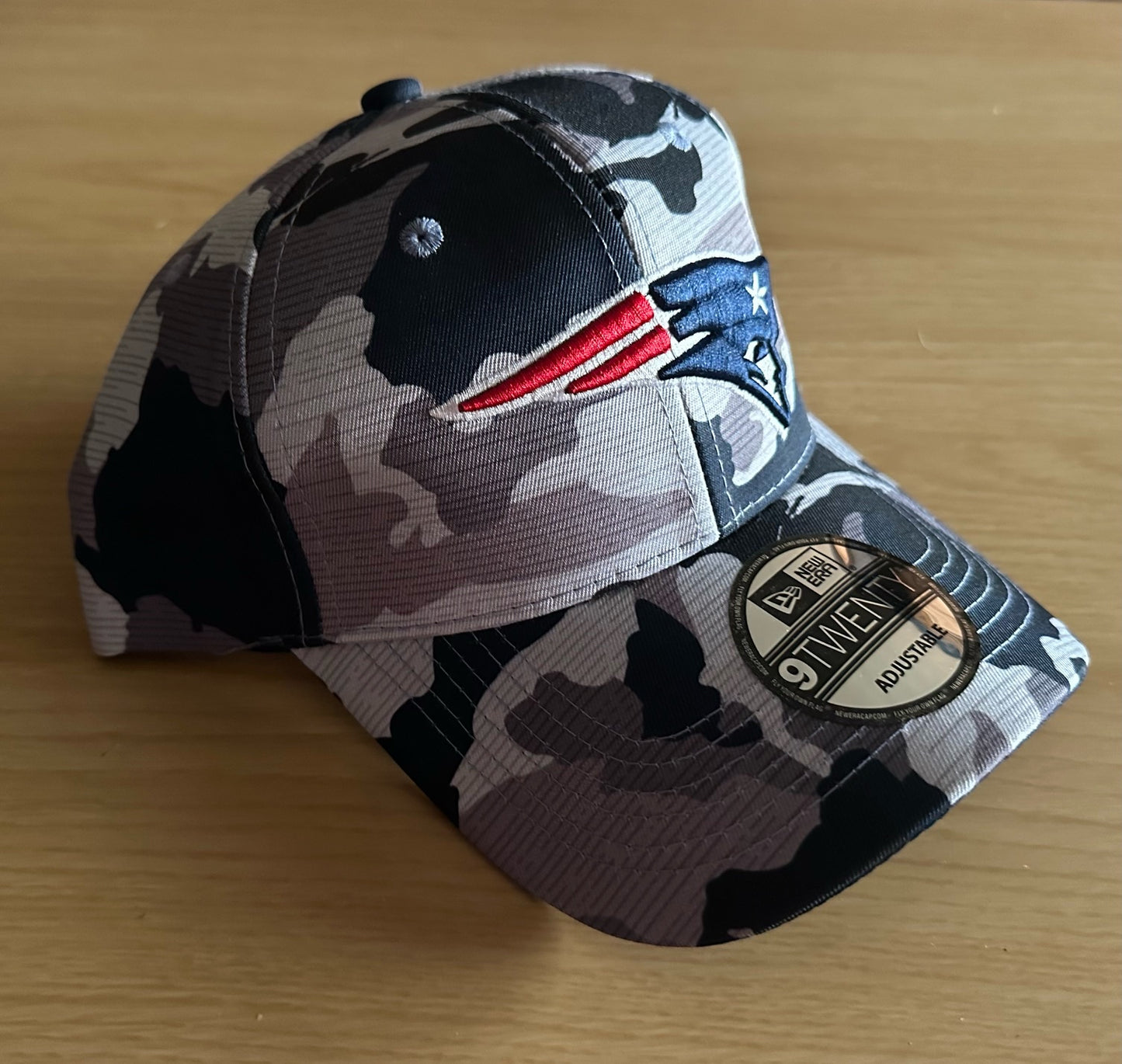New England Patriots NFL Camo Baseball Cap Multicolour New With Sticker