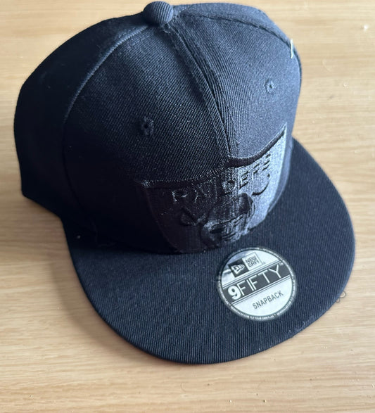 Las Vegas Raiders NFL SnapBack Baseball Cap Multicolour New With Sticker