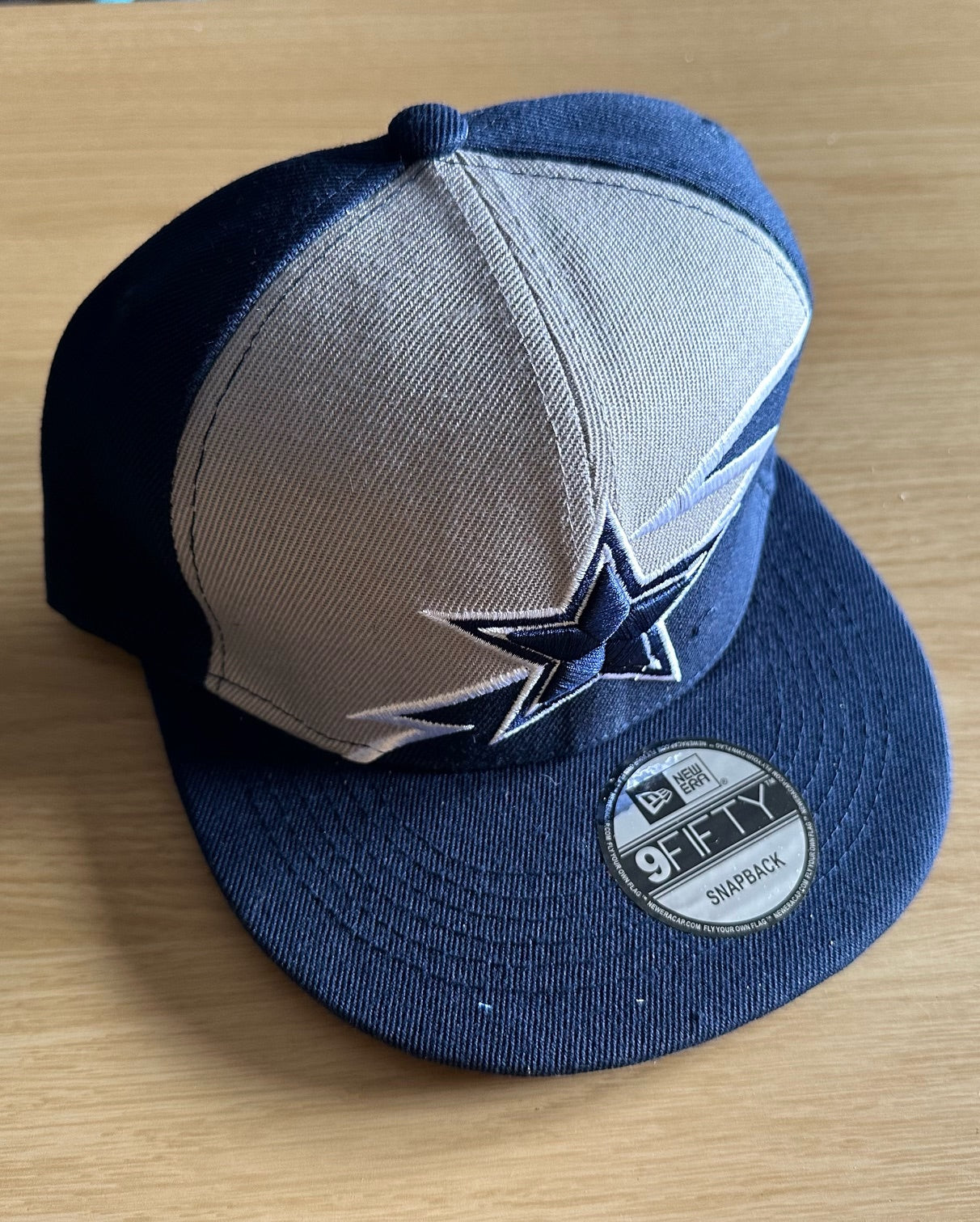 Dallas Cowboys NFL 2 Tone SnapBack Baseball Cap Multicolour New With Sticker