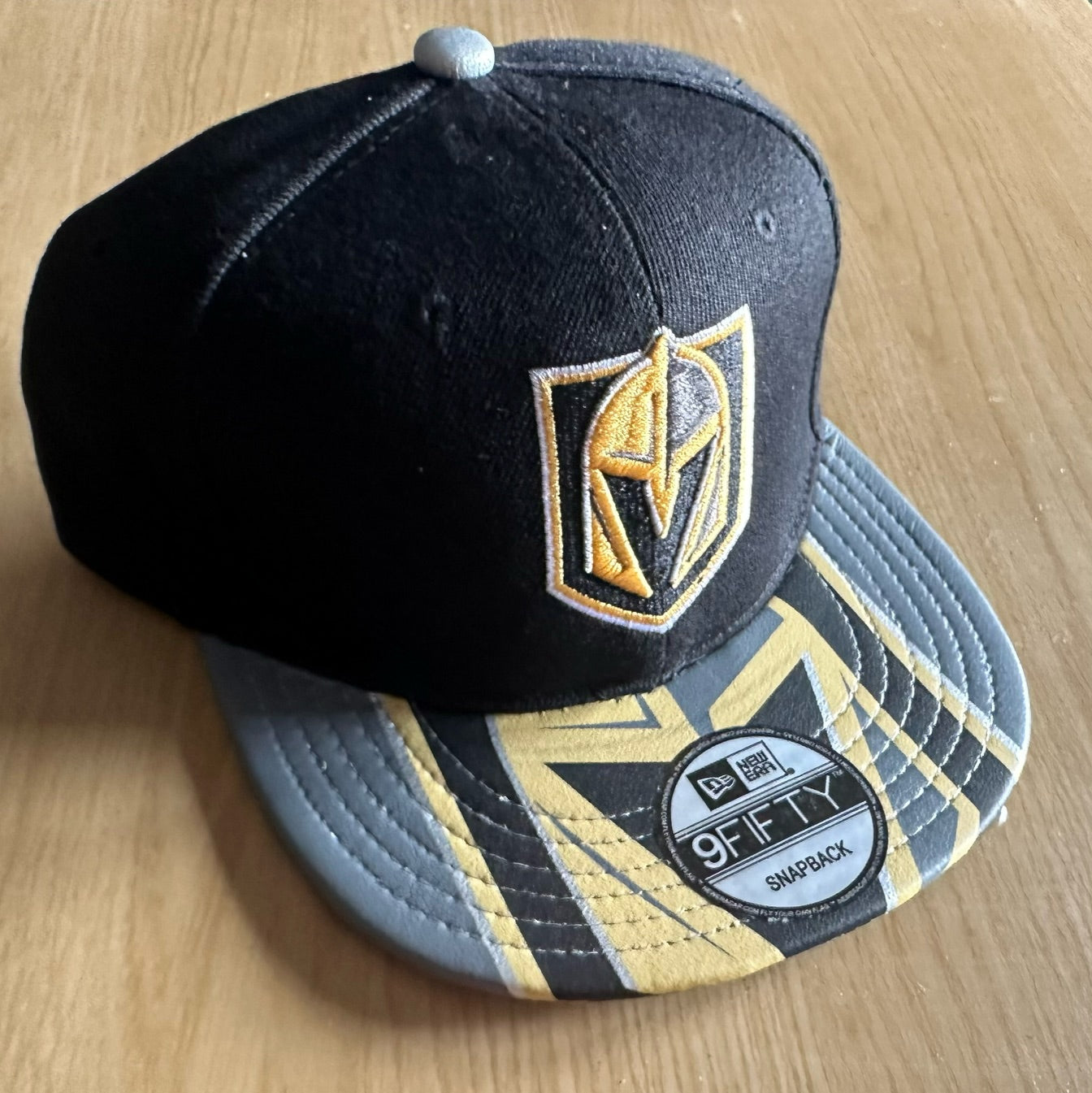 Vegas Golden Knights NHL SnapBack Baseball Cap Multicolour New With Sticker