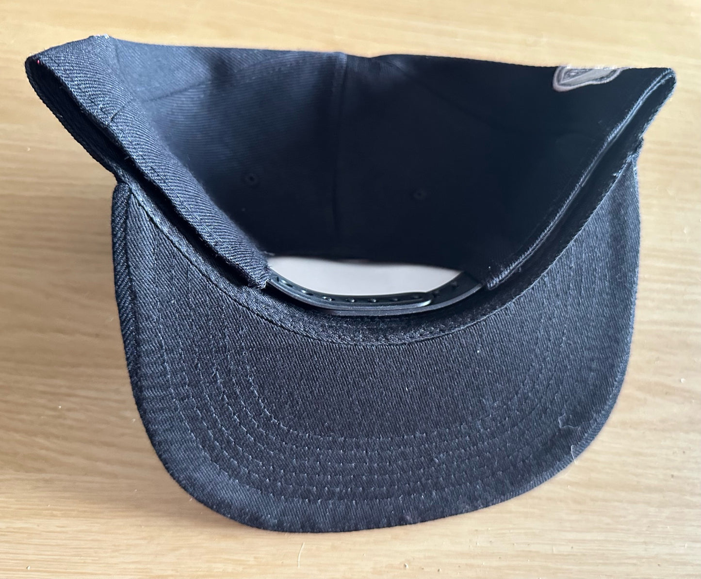 Las Vegas Raiders NFL SnapBack Baseball Cap Multicolour New With Sticker