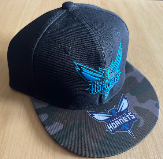 Charlotte Hornets NBA SnapBack Baseball Cap Multicolour New With Sticker