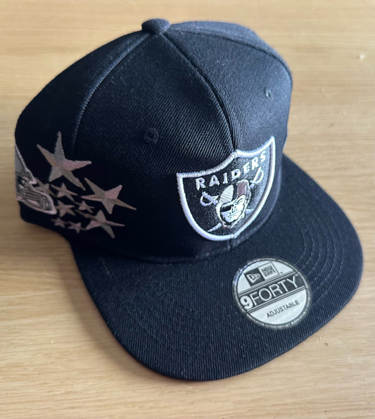 Las Vegas Raiders NFL SnapBack Baseball Cap Multicolour New With Sticker