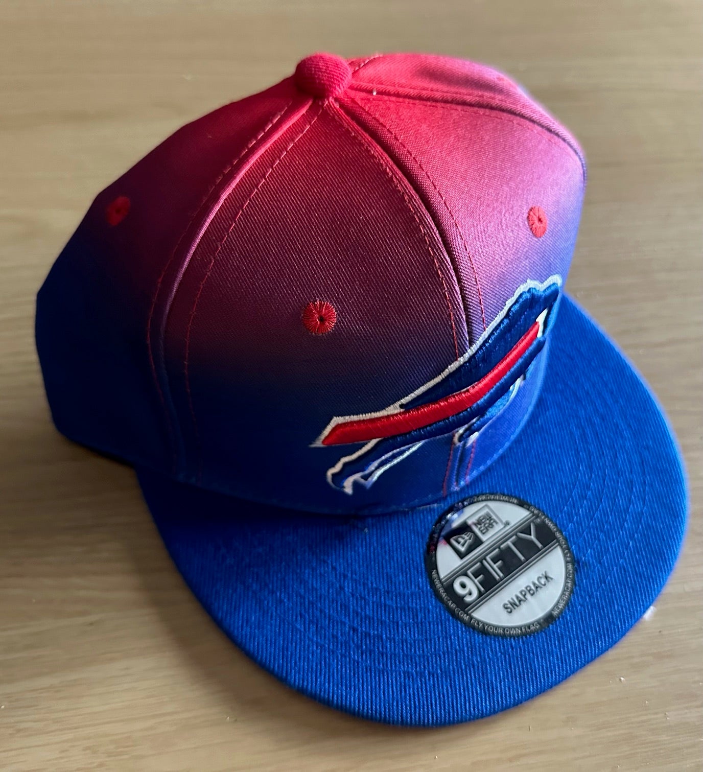 Buffalo Bills NFL SnapBack Baseball Cap Multicolour New With Sticker