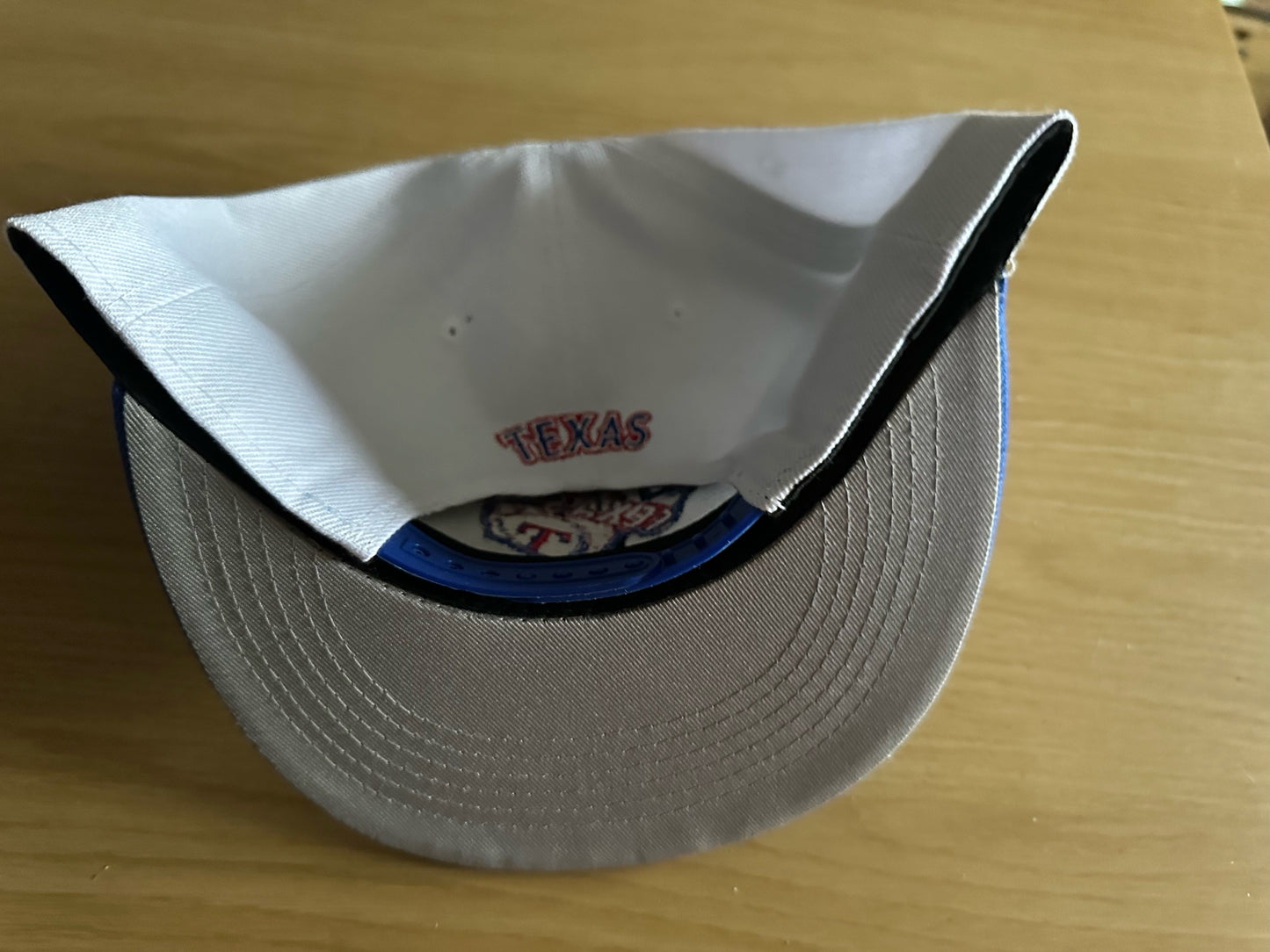 Texas Rangers MLB SnapBack Baseball Cap Multicolour New With Sticker