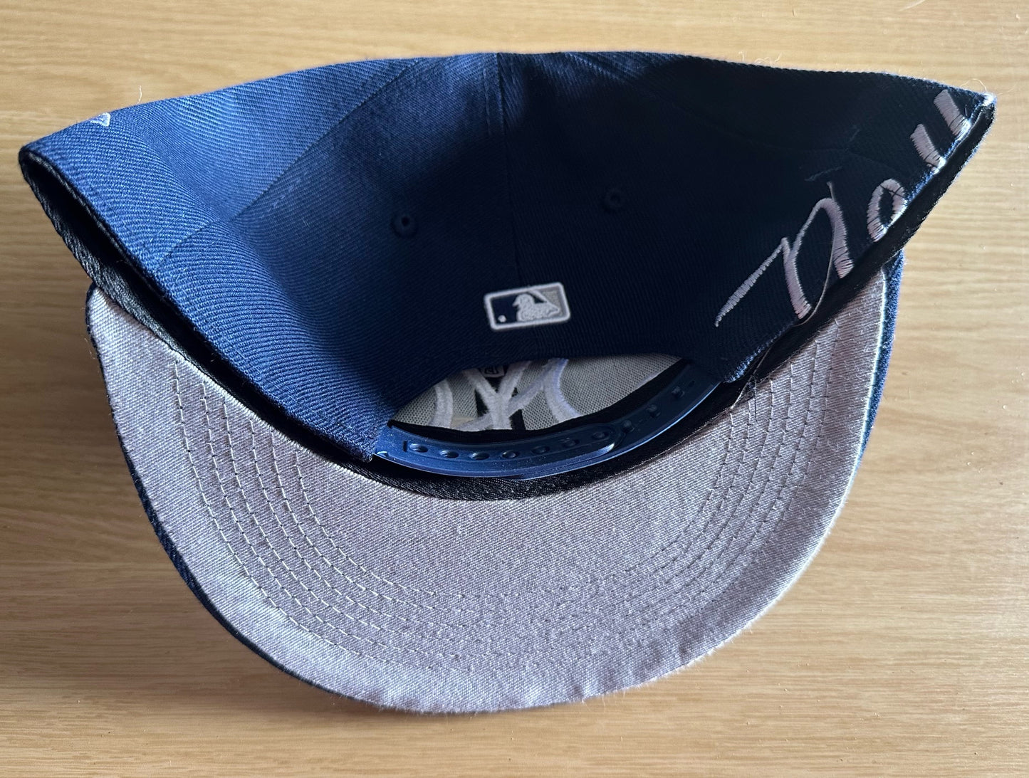 New York Yankees MLB SnapBack Baseball Cap Multicolour New With Sticker