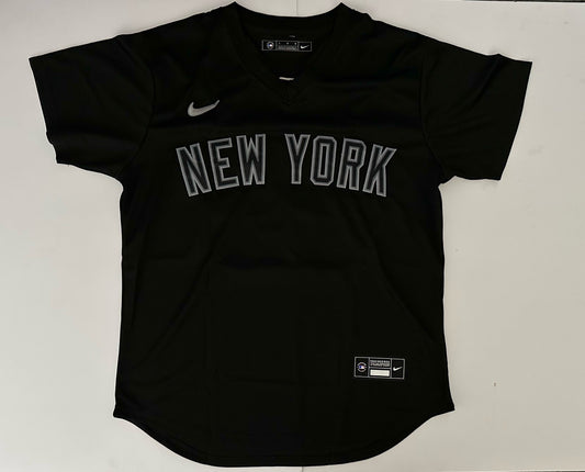 New York Yankees MLB Baseball Shirt Large Judge 99 Black