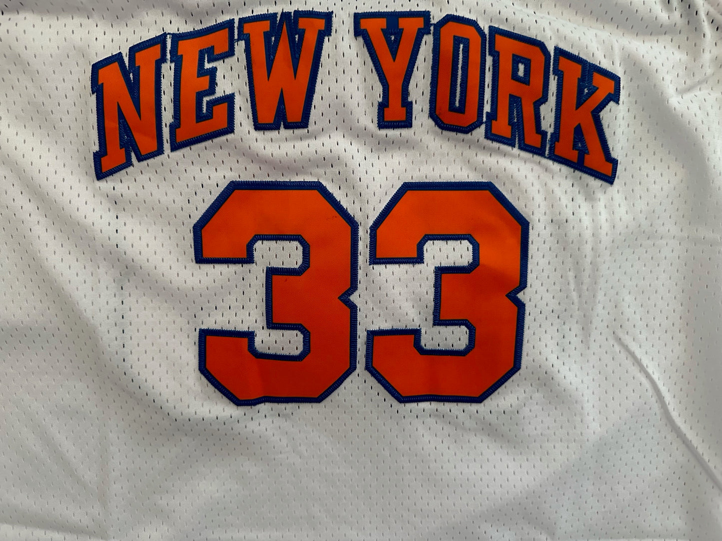 New York Knicks NBA Hardwood Classics Ewing Basketball Vest Large 33 White