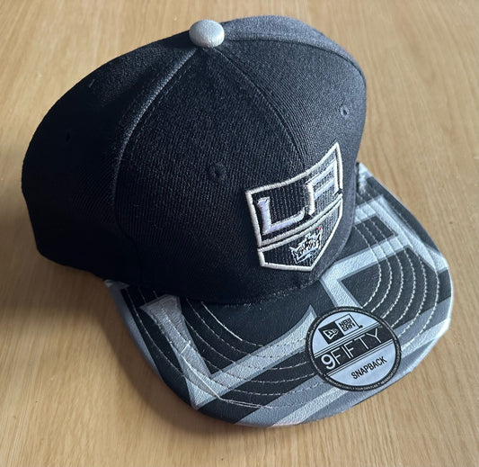 Los Angeles LA Kings NHL SnapBack Baseball Cap Multicolour New With Sticker