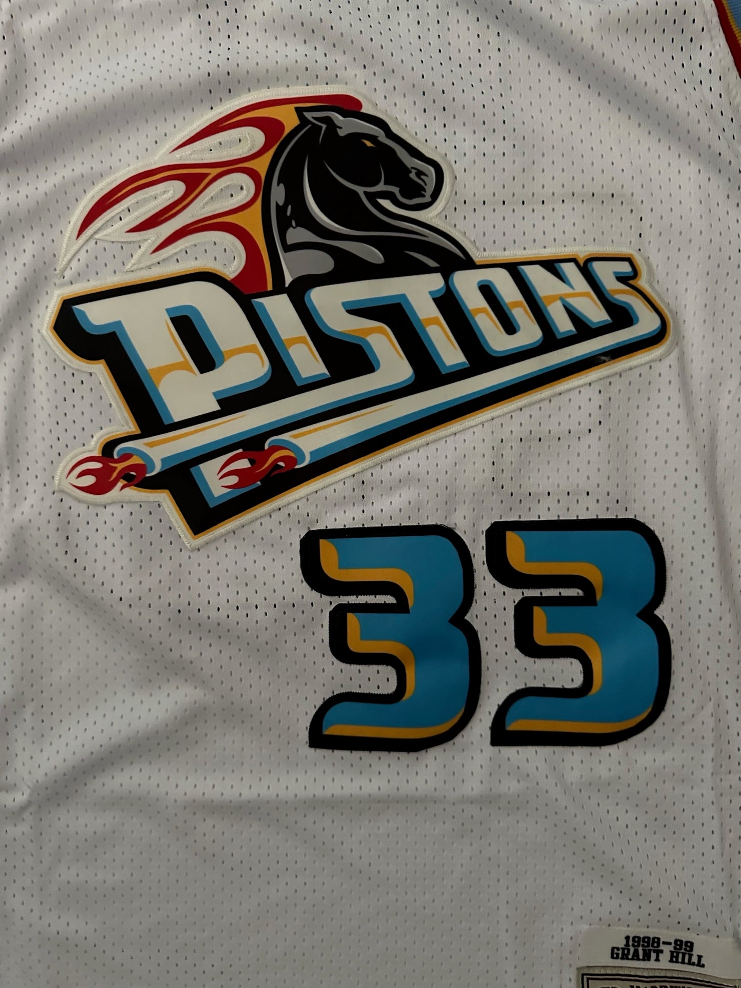 Detroit Pistons NBA Hardwood Classics Basketball Vest Large Hill 33 White