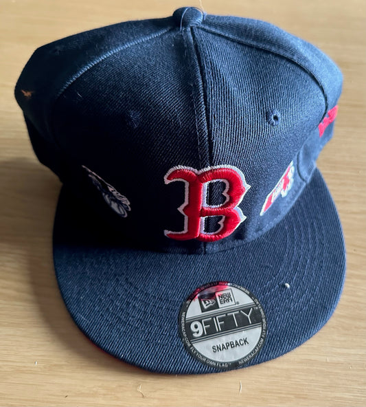 Boston Red Sox MLB SnapBack Baseball Cap Multicolour New With Sticker