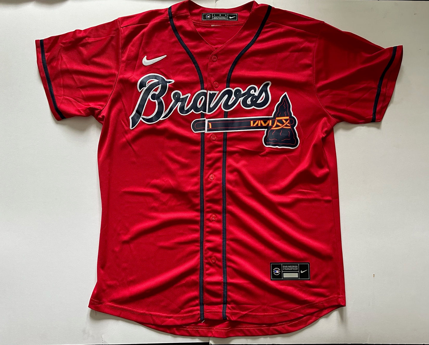 Atlanta Braves Retro MLB Baseball Shirt Large Jones 10 Red