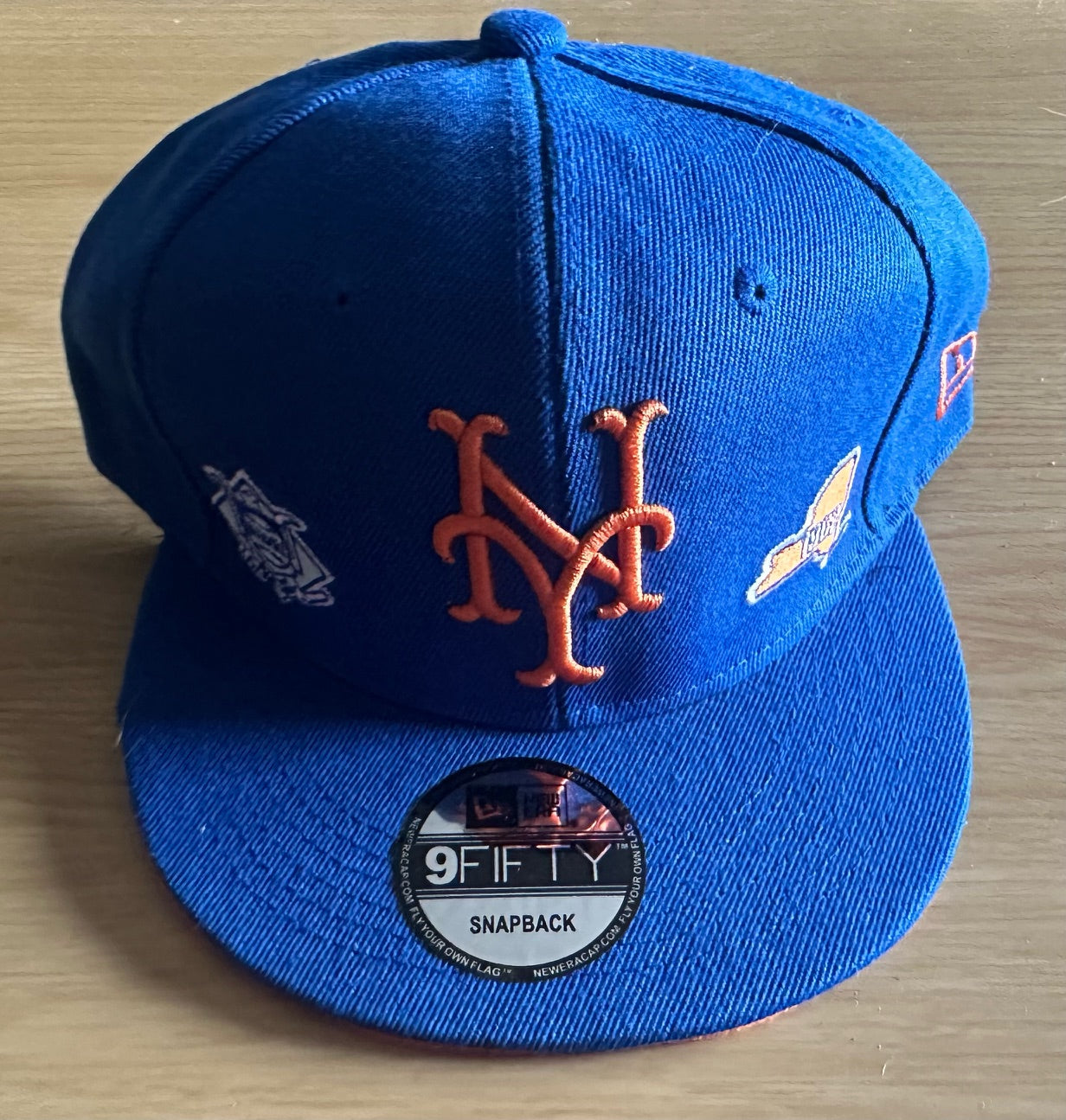 New York Mets MLB SnapBack Baseball Cap Multicolour New With Sticker