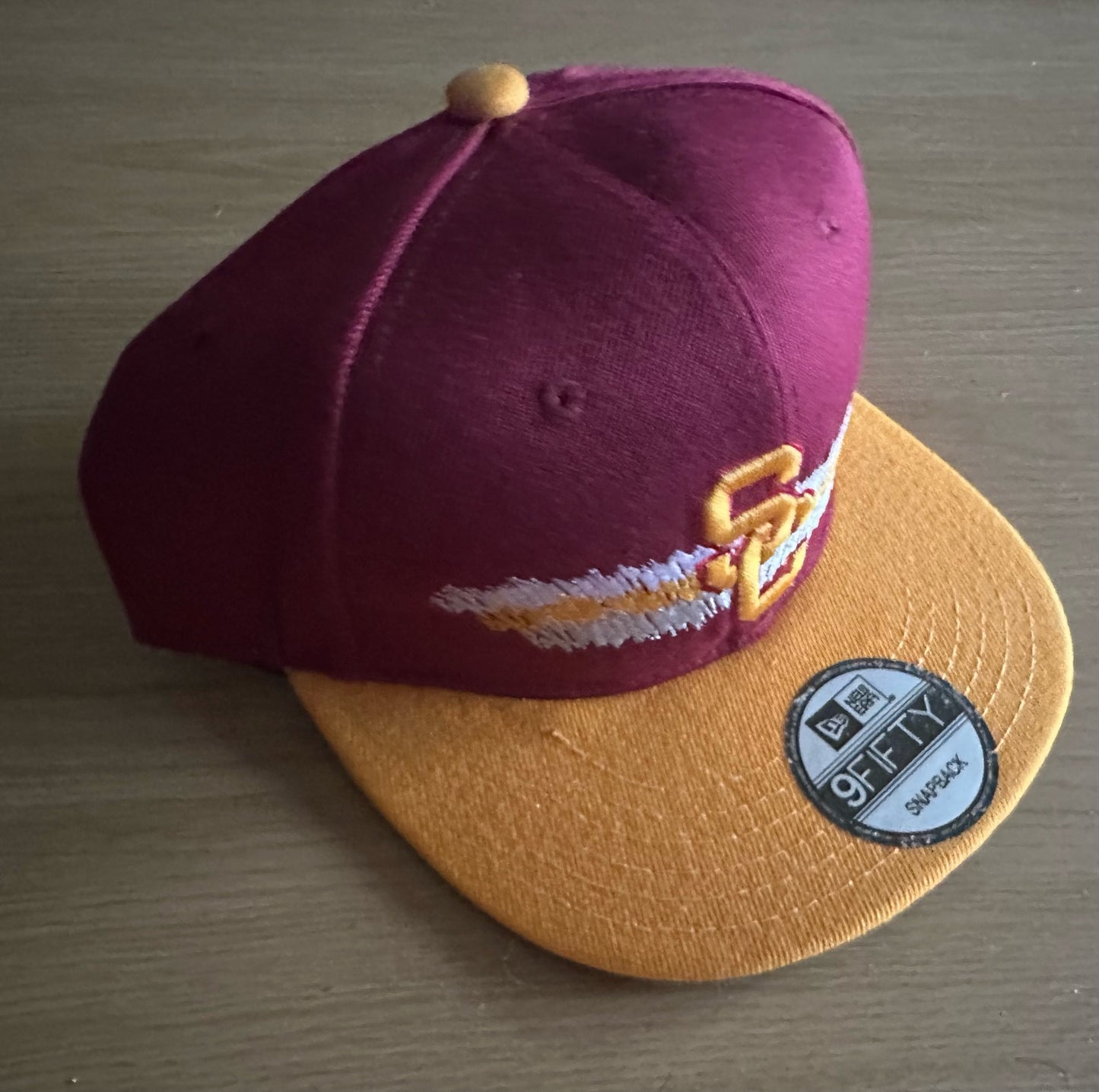 USC Trojans NCAA SnapBack Baseball Cap Multicolour New With Sticker