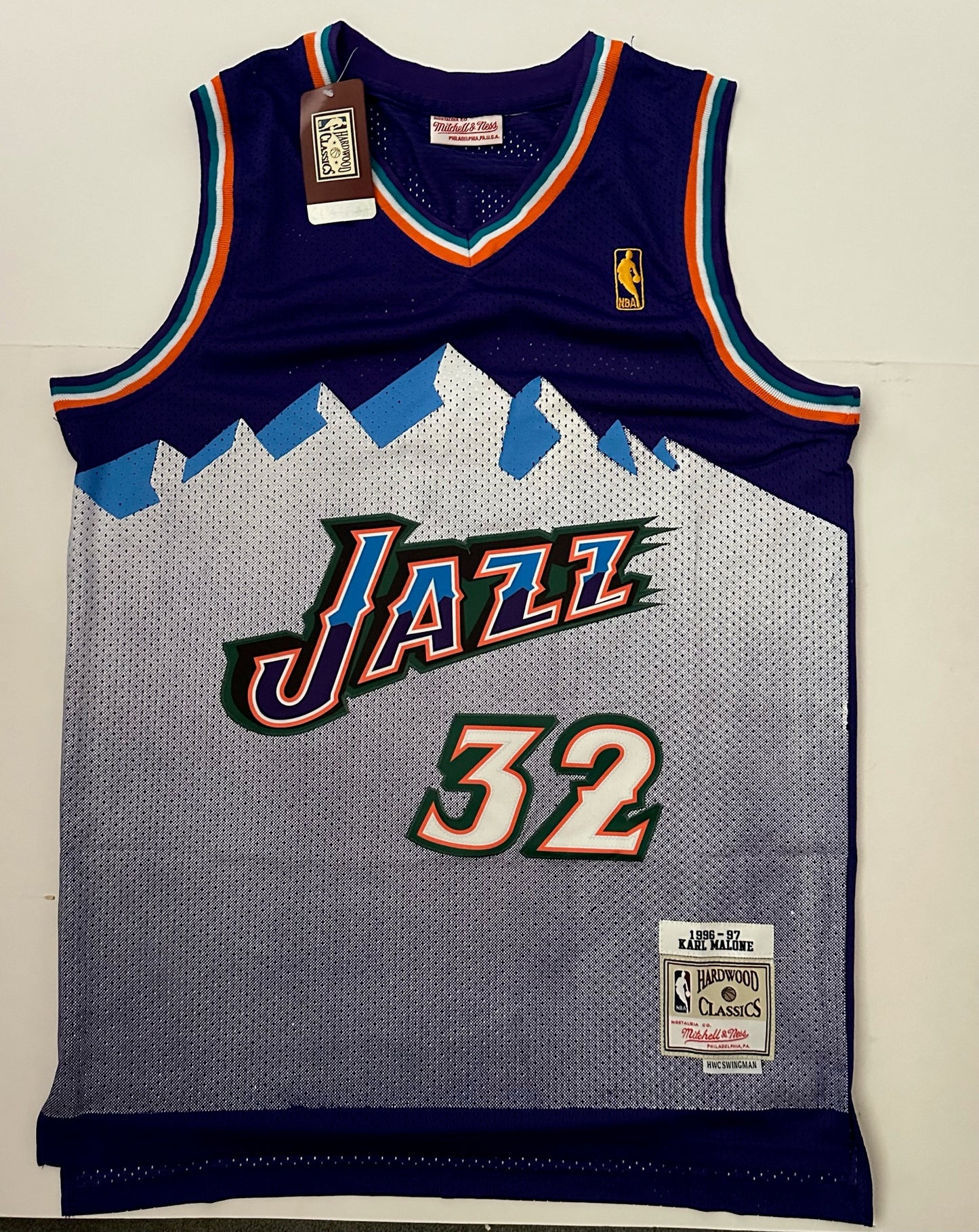 Utah Jazz NBA Hardwood Classics Basketball Vest Large Malone 32 Purple
