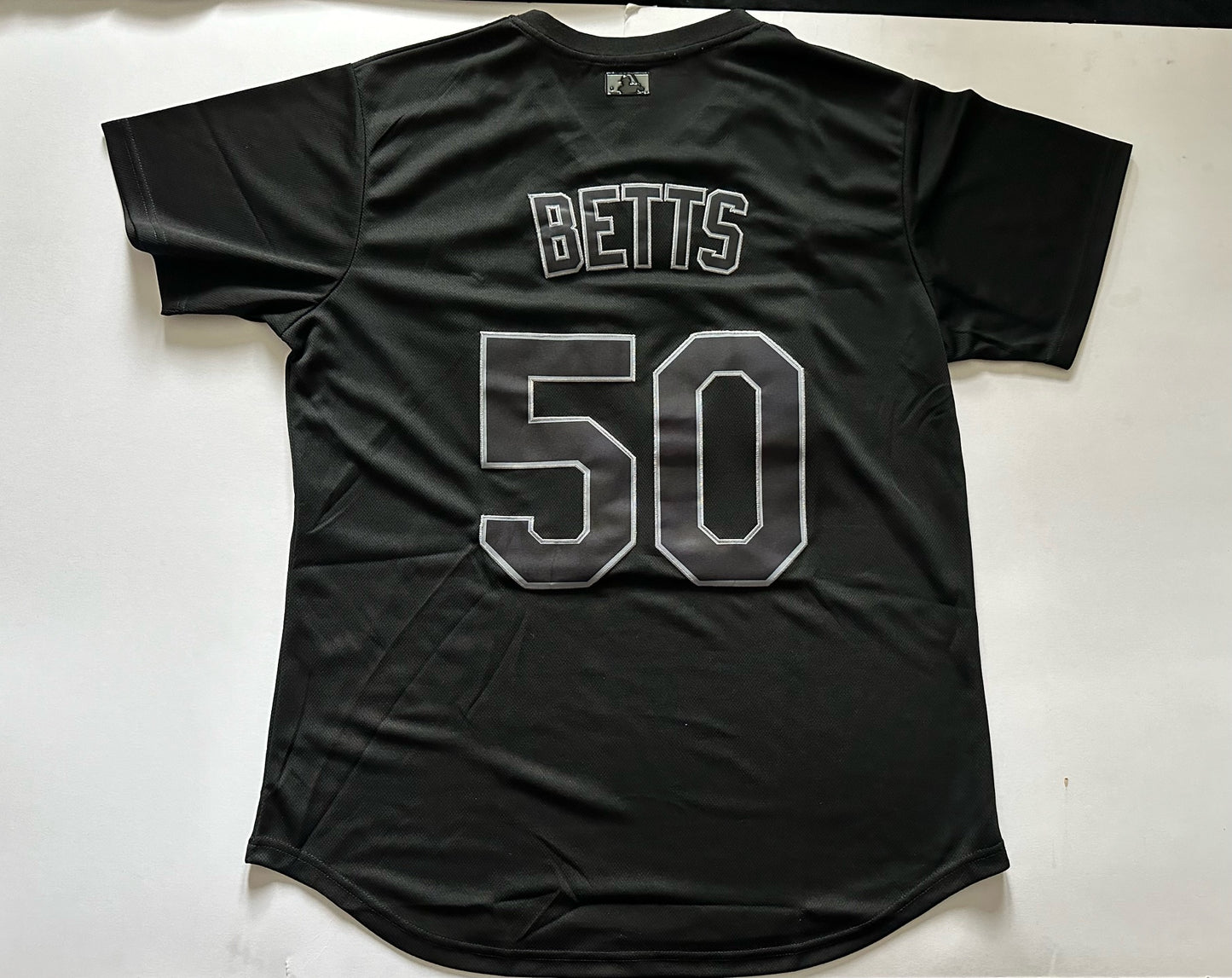 Los Angeles LA Dodgers MLB Baseball Shirt Large Betts 50 Black