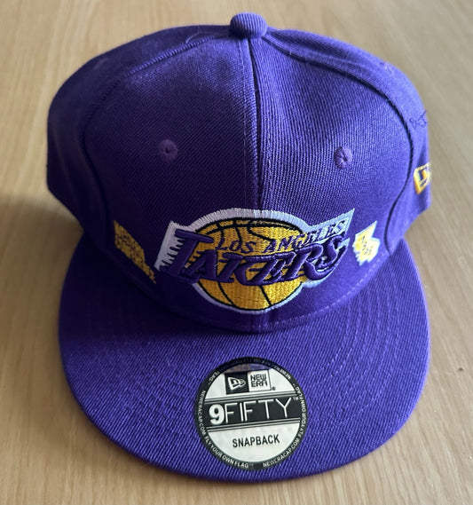 Los Angeles Lakers NBA SnapBack Baseball Cap Multicolour New With Sticker