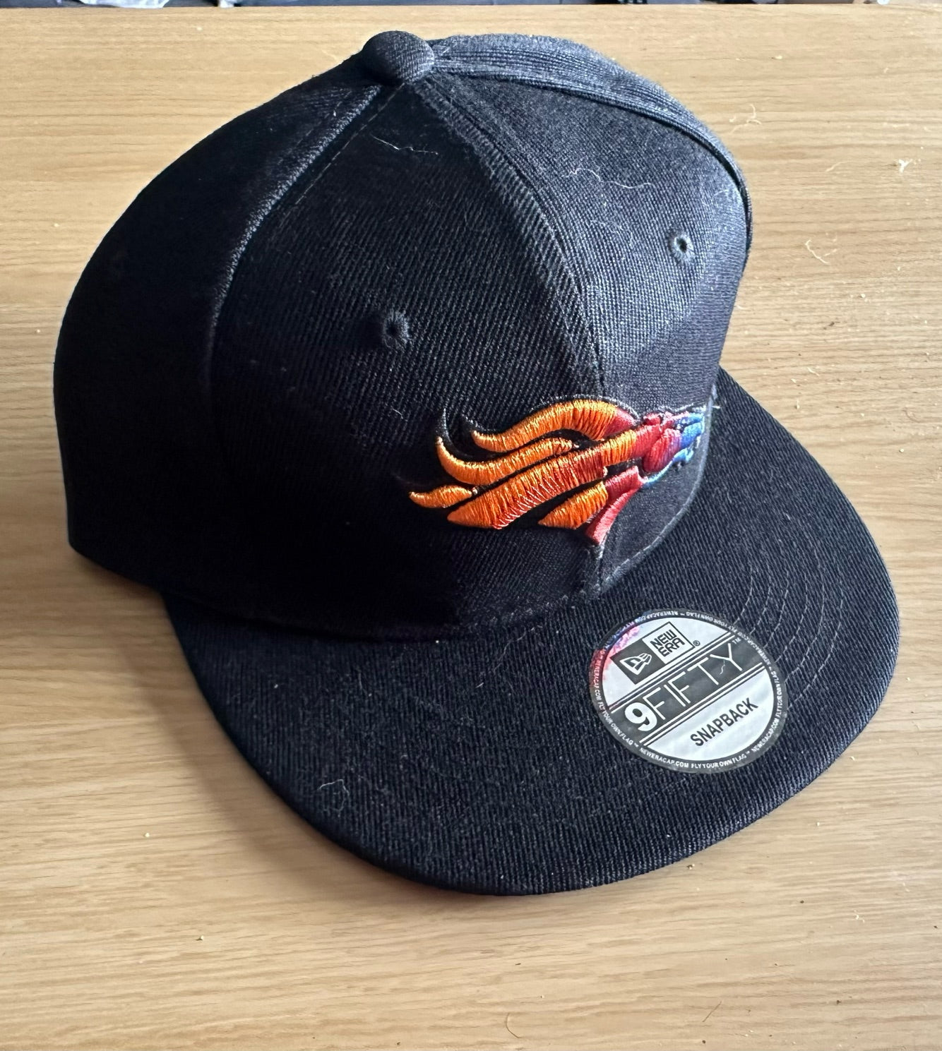 Denver Broncos NFL SnapBack Baseball Cap Multicolour New With Sticker