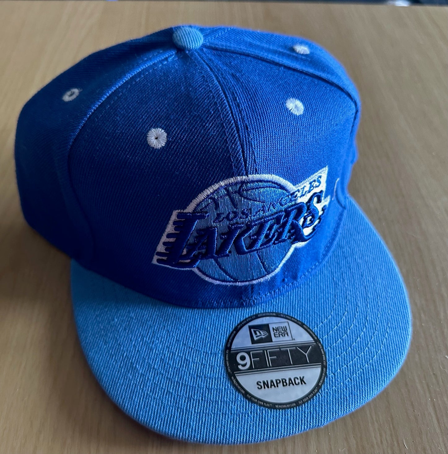 Los Angeles Lakers NBA SnapBack Baseball Cap Multicolour New With Sticker