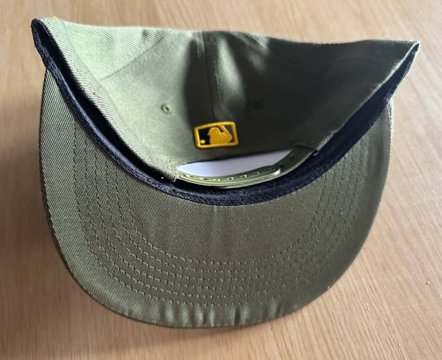 Los Angeles Dodgers Army MLB SnapBack Baseball Cap Multicolour New With Sitcker