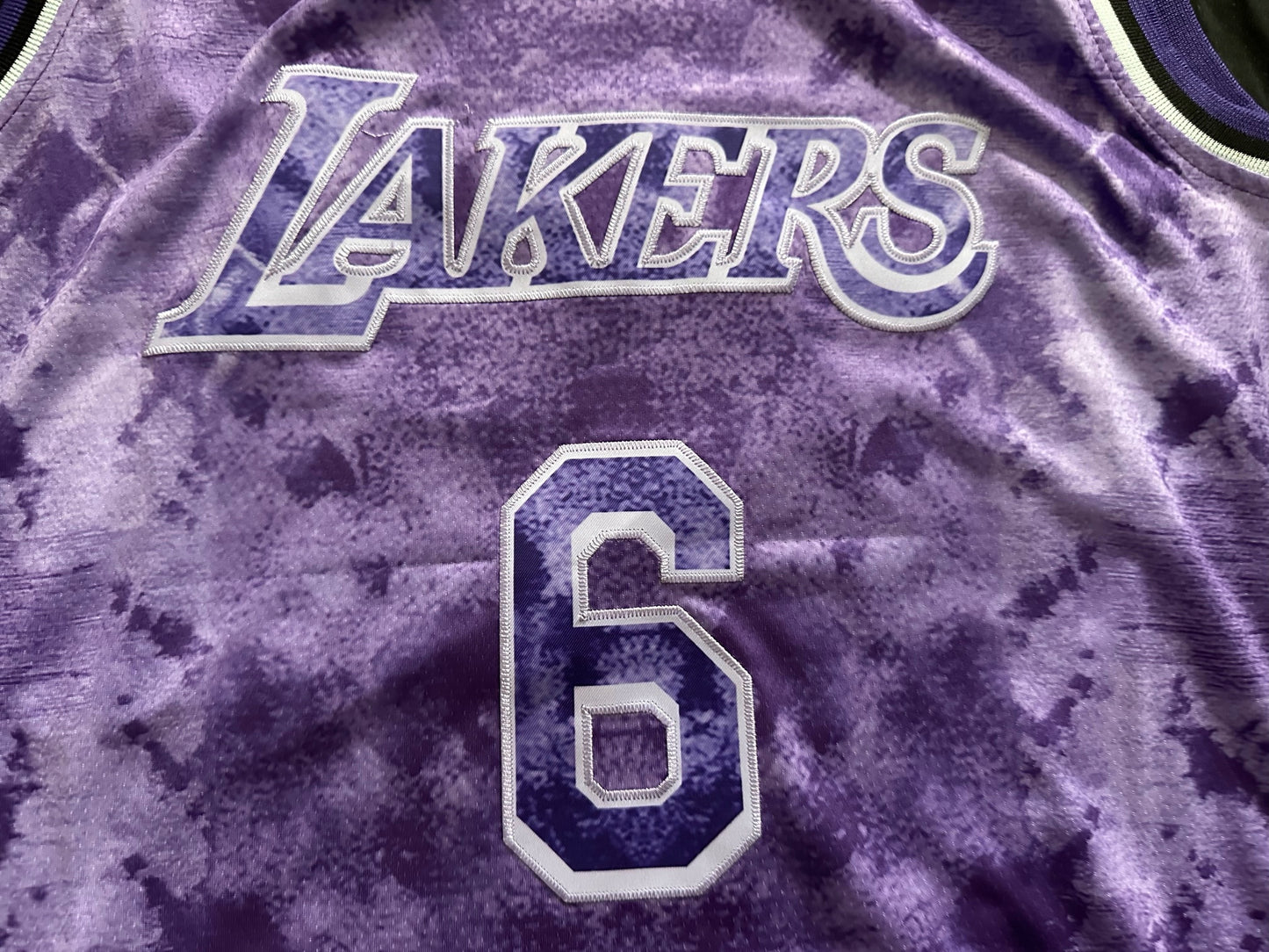 Retro Cloudy Los Angeles Lakers James Basketball Vest Large Purple