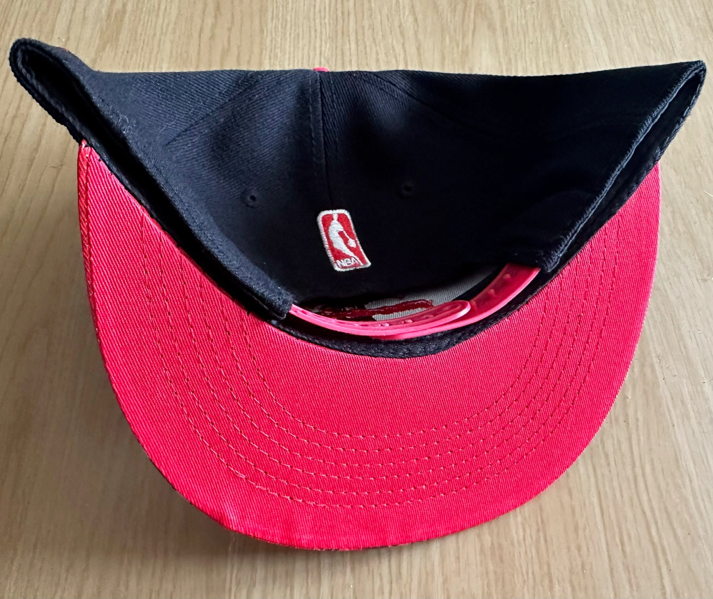 Toronto Raptors NBA SnapBack Baseball Cap Multicolour New With Sticker