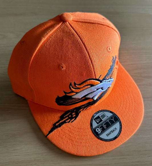 Denver Broncos NFL SnapBack Baseball Cap Multicolour New With Sticker