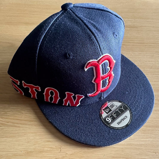 Boston Red Sox MLB SnapBack Baseball Cap Multicolour New With Sticker