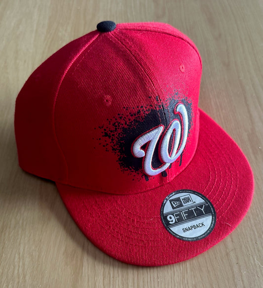 Washington Nationals MLB SnapBack Baseball Cap Multicolour New With Sitcker