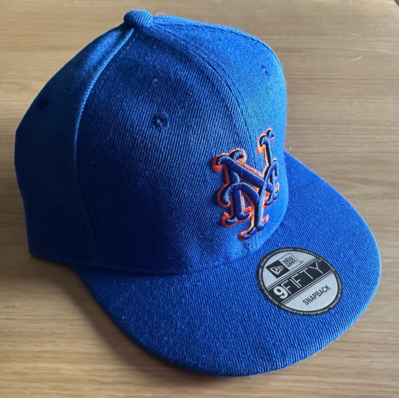 New York Mets MLB SnapBack Baseball Cap Multicolour New With Sticker