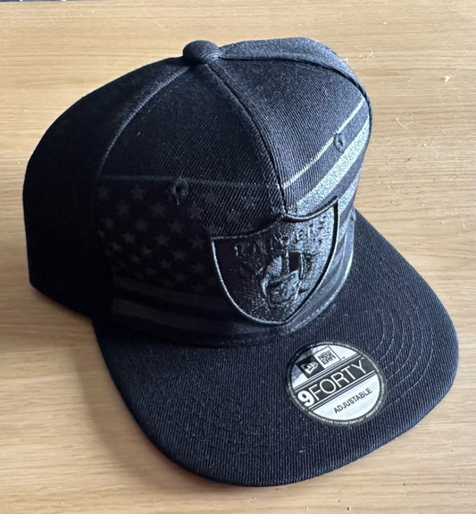Las Vegas Raiders NFL SnapBack Baseball Cap Multicolour New With Sticker