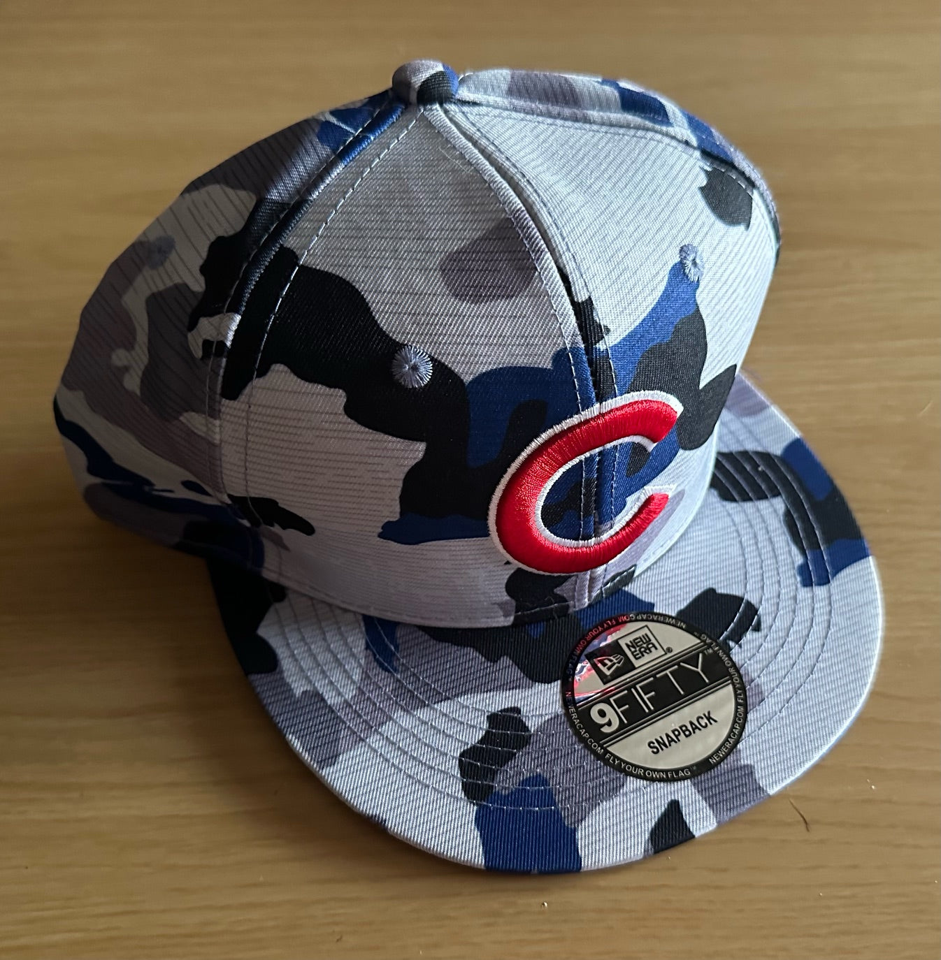 Chicago Cubs MLB SnapBack Camo Baseball Cap Multicolour New With Sticker