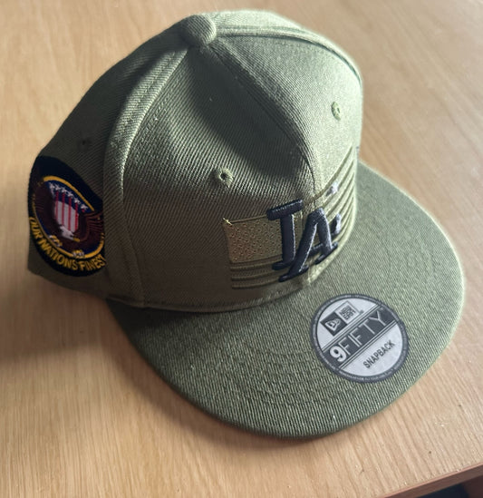 Los Angeles Dodgers Army MLB SnapBack Baseball Cap Multicolour New With Sitcker