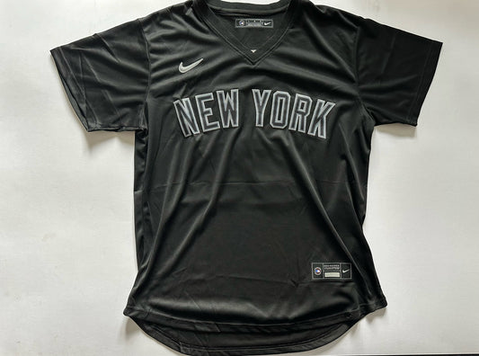 New York Yankees MLB Baseball Shirt Large Judge 99 Black