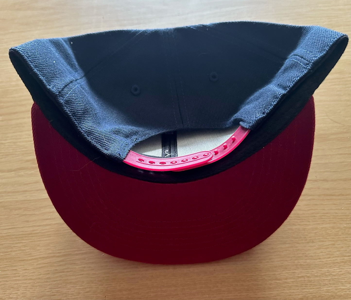 Cleveland Cavaliers NBA SnapBack Baseball Cap Multicolour New With Sticker