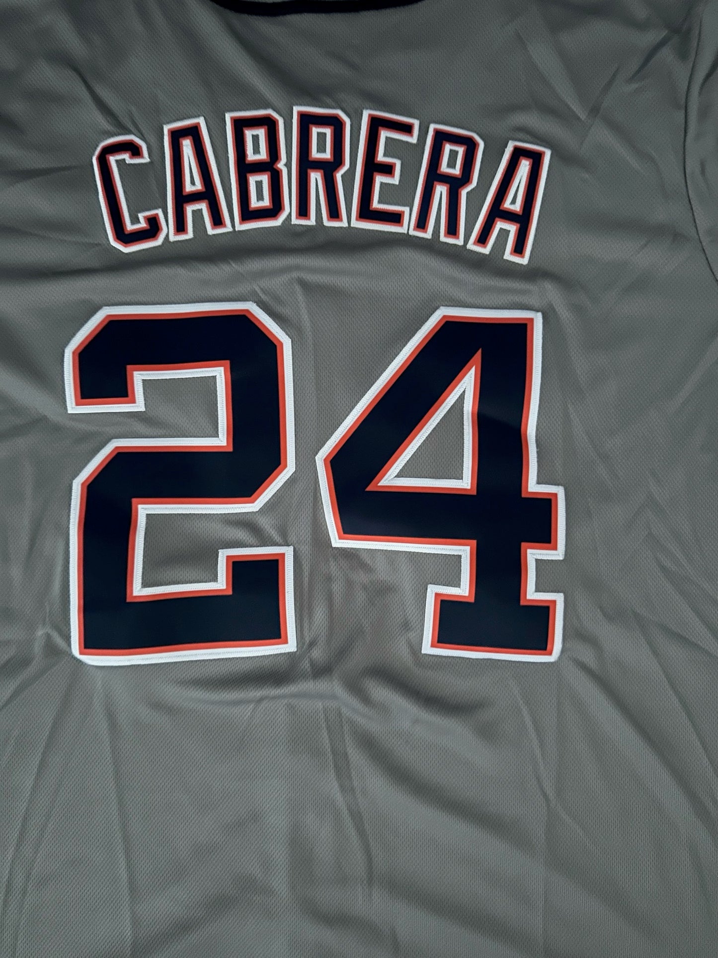 Detroit Tigers MLB Baseball Shirt Large Cabrera 24 Grey