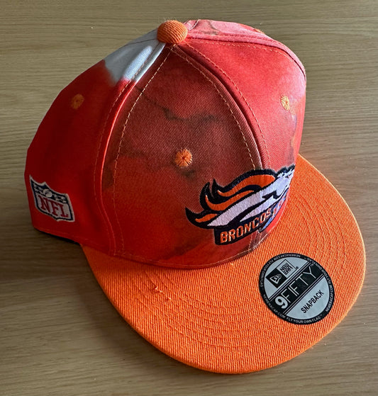 Denver Broncos NFL SnapBack Baseball Cap Multicolour New With Sticker