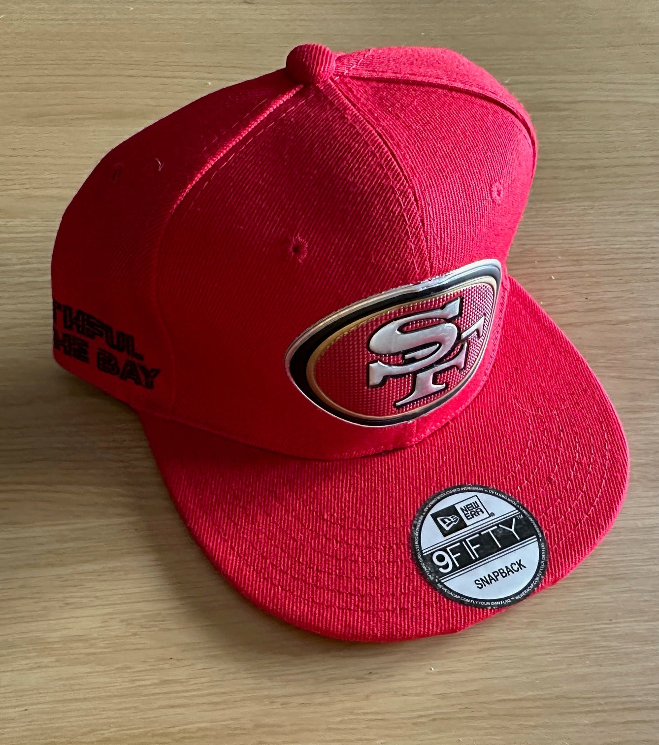 San Francisco 49ers NFL SnapBack Baseball Cap Multicolour New With Sticker