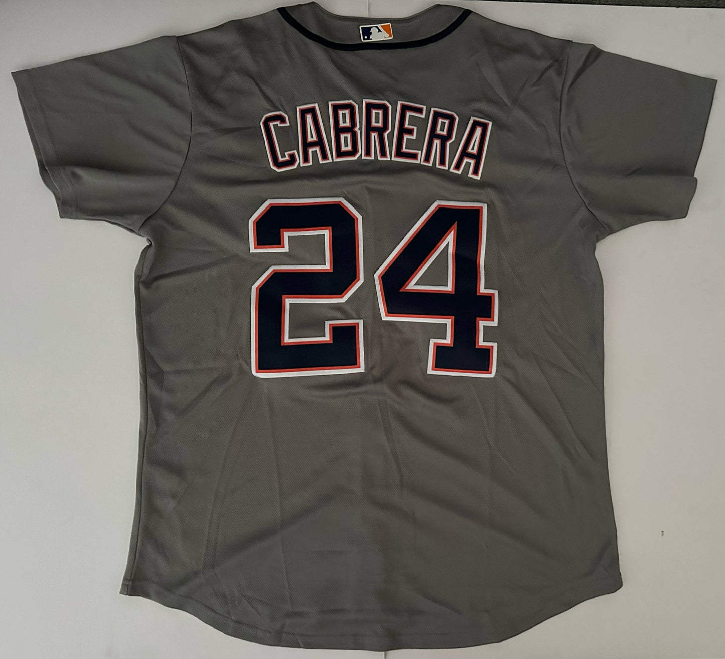 Detroit Tigers MLB Baseball Shirt Large Cabrera 24 Grey