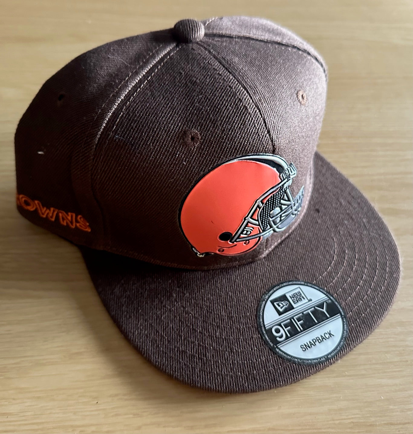 Cleveland Browns NFL SnapBack Baseball Cap Multicolour New With Sticker